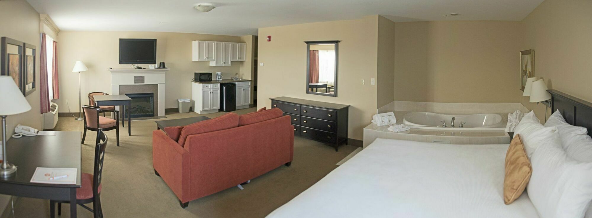 Quality Inn & Suites Amsterdam Fredericton Bagian luar foto